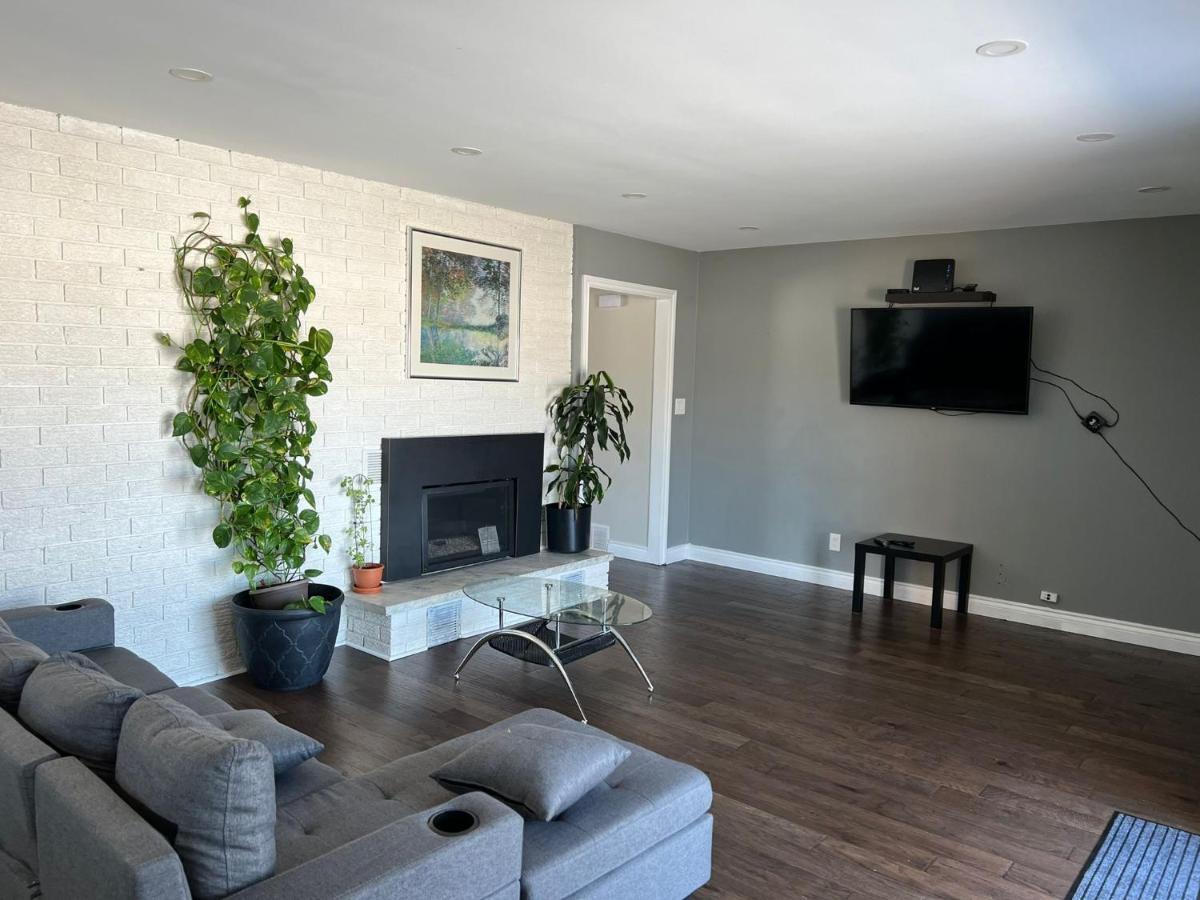 Bowmanville Event Place Екстериор снимка
