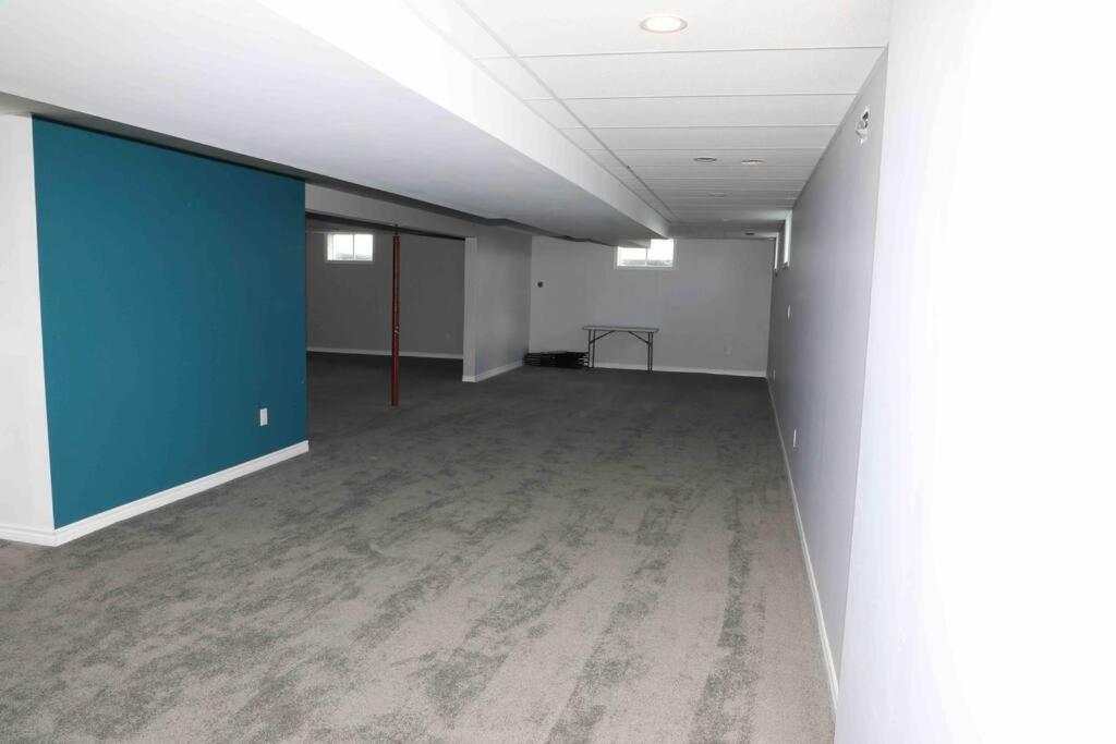 Bowmanville Event Place Екстериор снимка