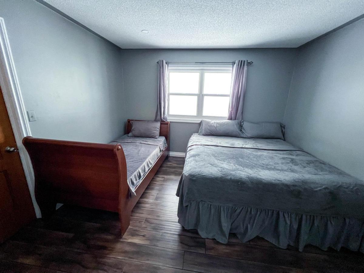 Bowmanville Event Place Екстериор снимка